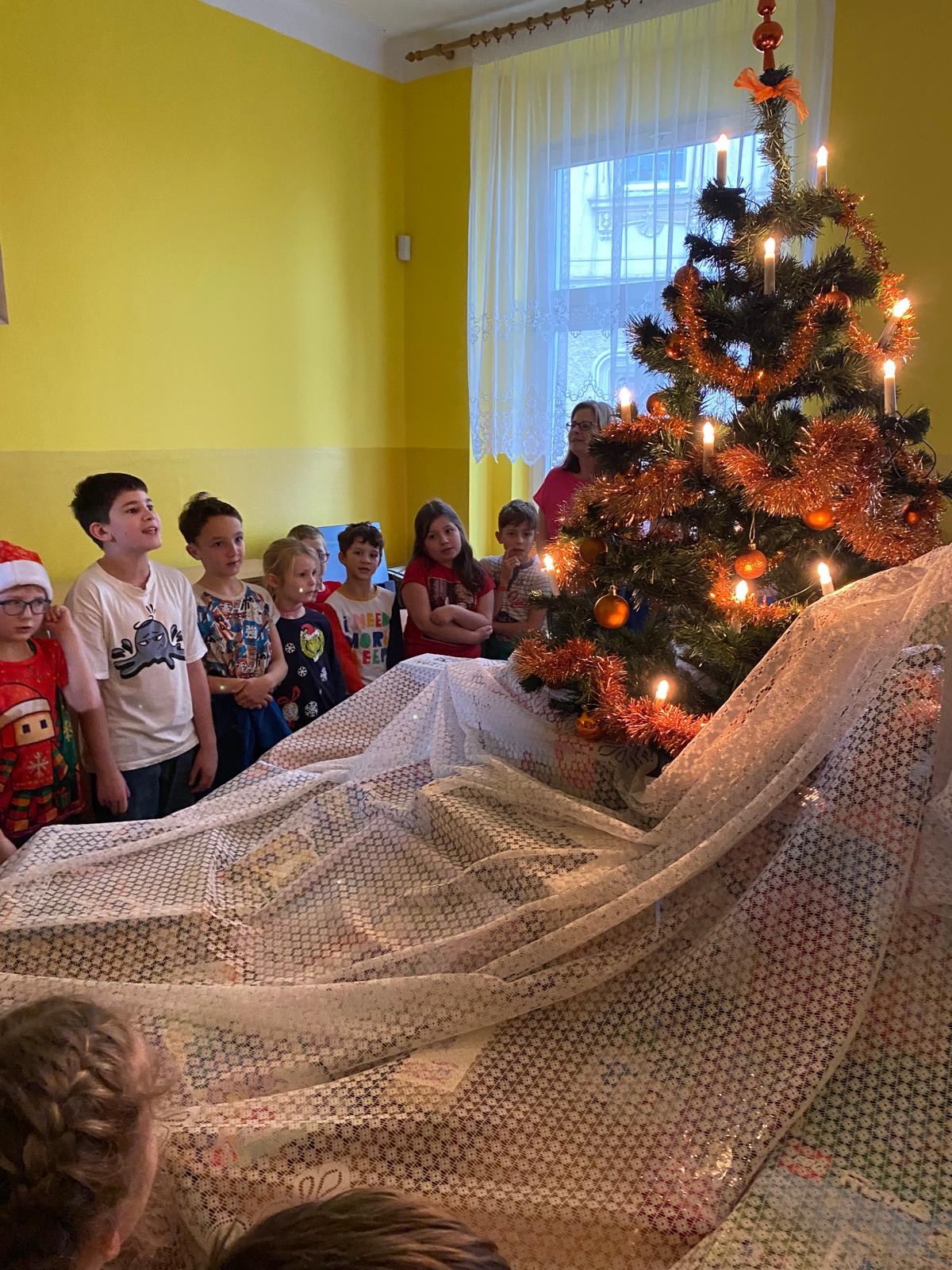 7efc4557-2c5e-4dbc-8391-d2f8e292722b